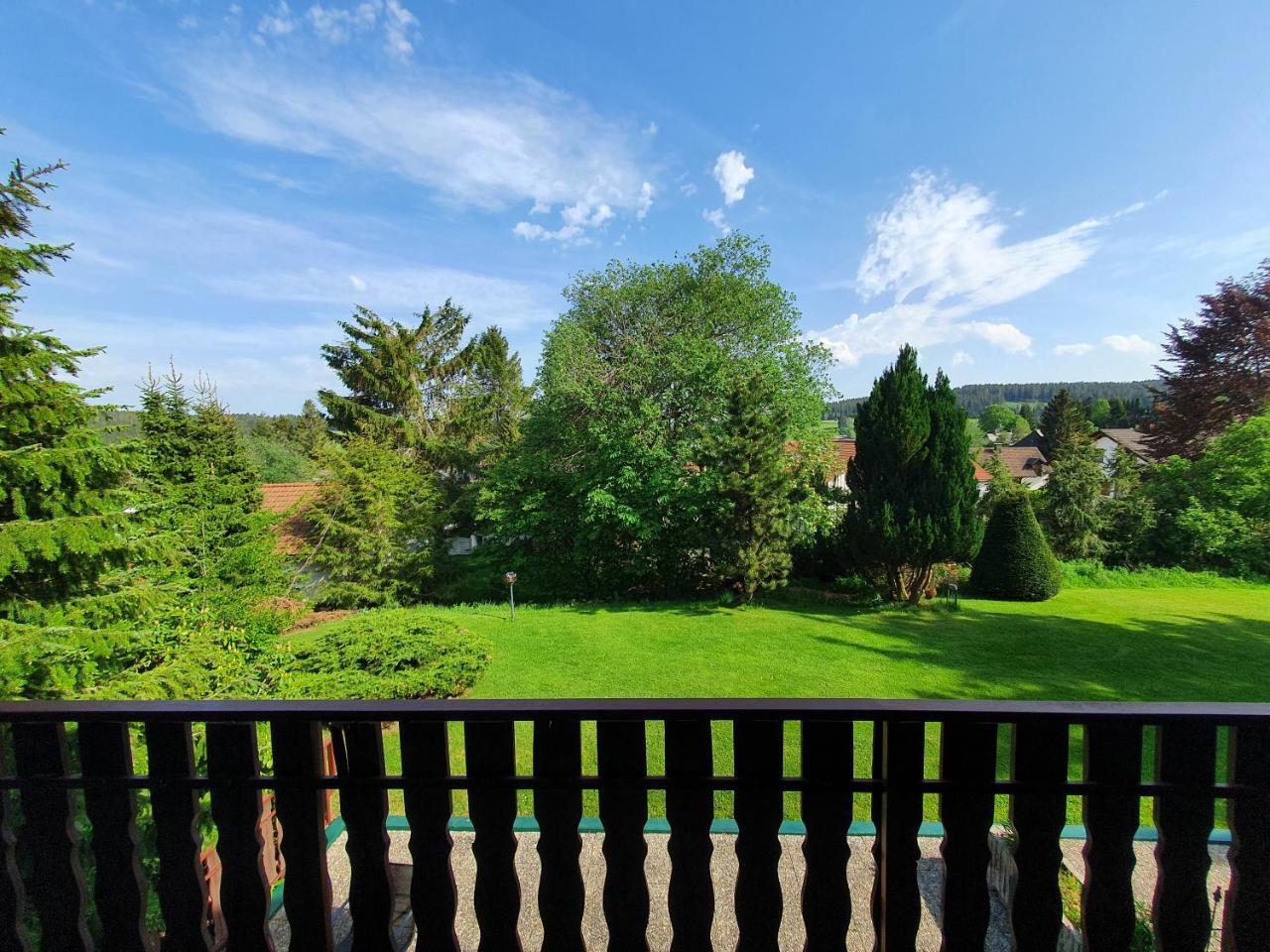 Ferienhaus Schönwald im Herzen des Schwarzwaldes 2 Zimmer Wohnung mit Balkon App 19 — 4-Star Luxury Hotel in Schonwald, Germany