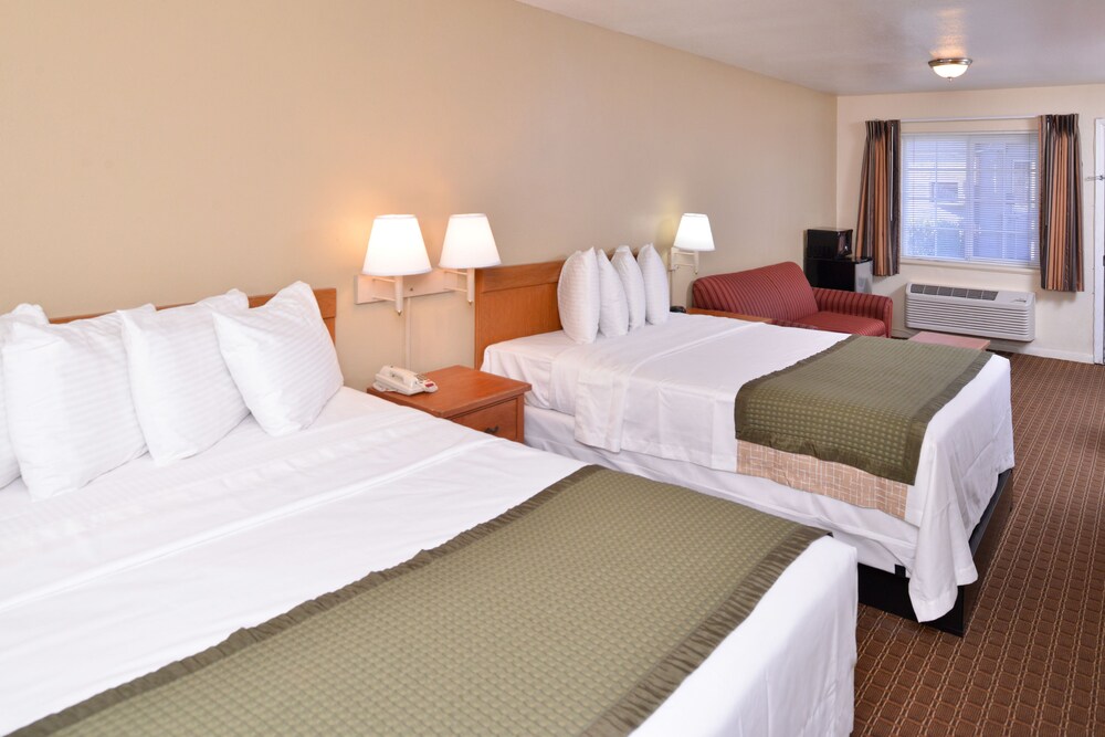 Travelodge by Wyndham Eugene Downtown University of Oregon - photo 27