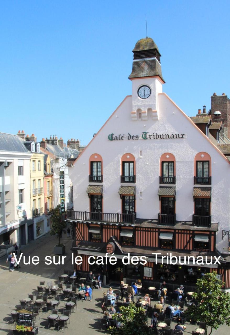 Duplex 52m2 Hyper Centre Petite Terrasse Exposee Sud — 4-Star Luxury Hotel in Dieppe, France