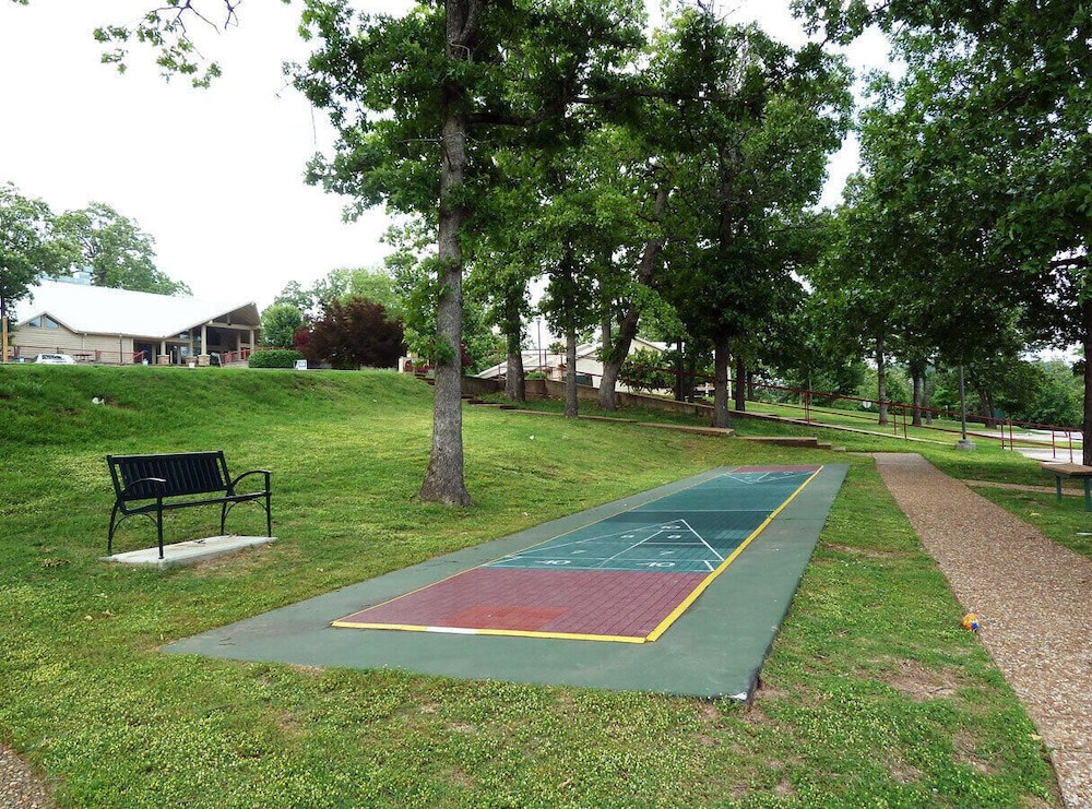 Cozy Family Resort Getaway - photo 26