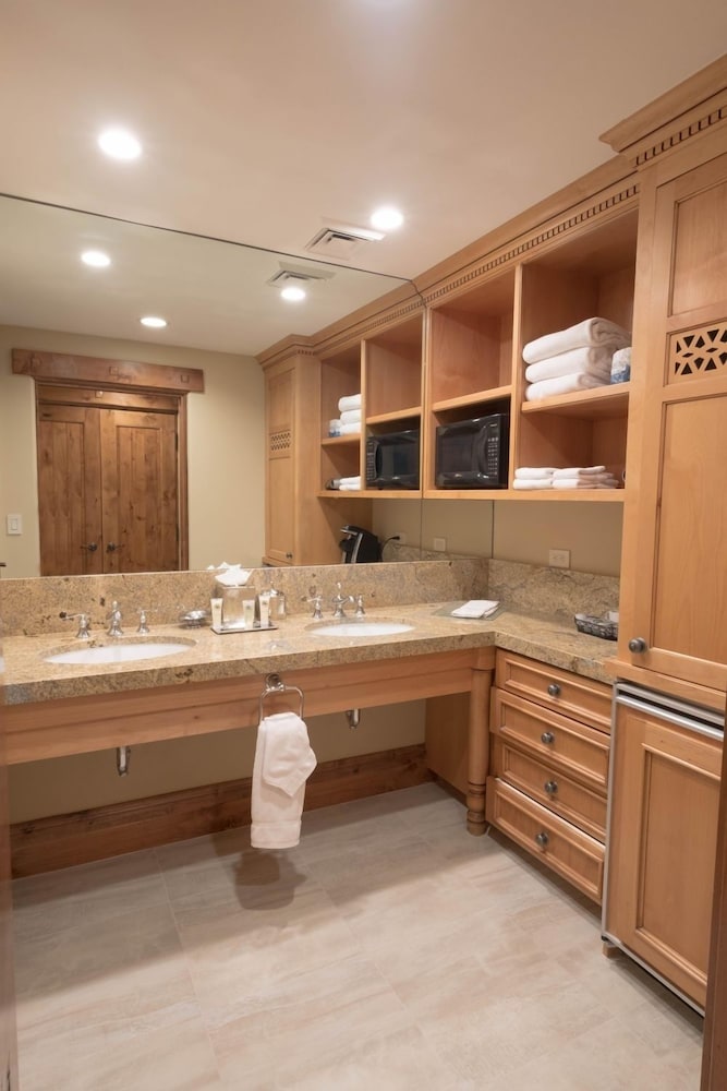 Two Bedroom Suite 2 Apartment Hotel by RedAwning - photo 6