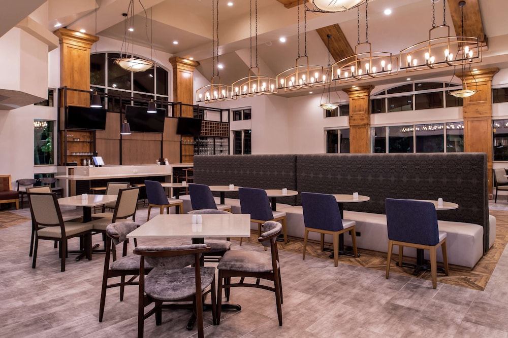 Hilton Garden Inn Bend - photo 79