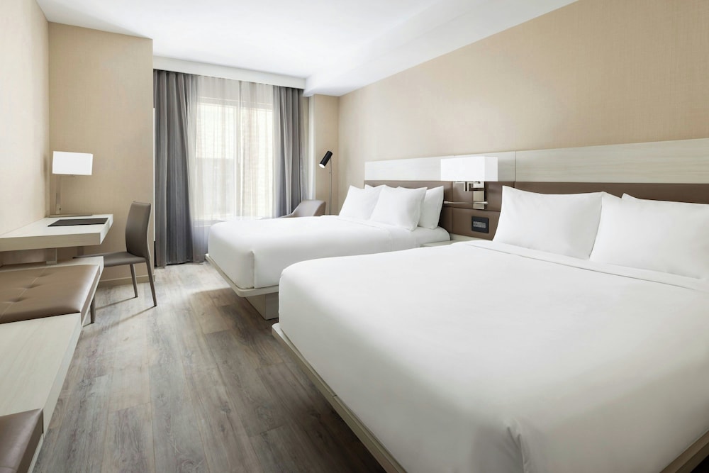 AC Hotel St. Petersburg Downtown - photo 27