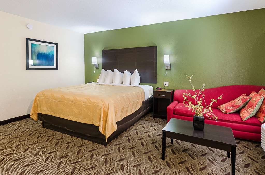 Quality Inn Tanglewood - photo 20