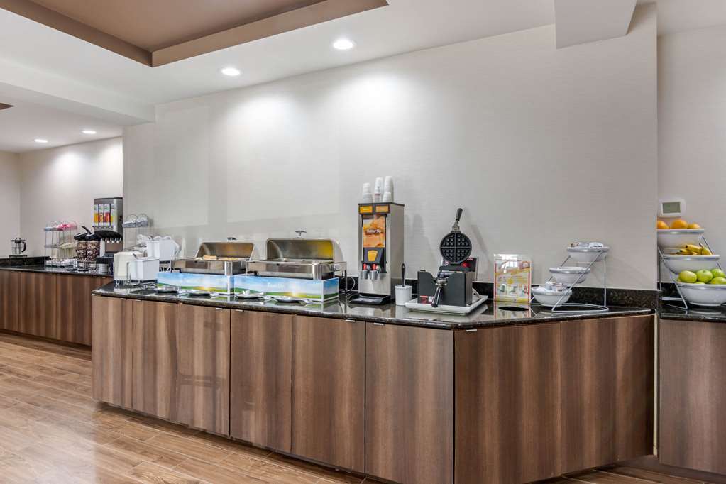 Comfort Suites South Park - photo 42