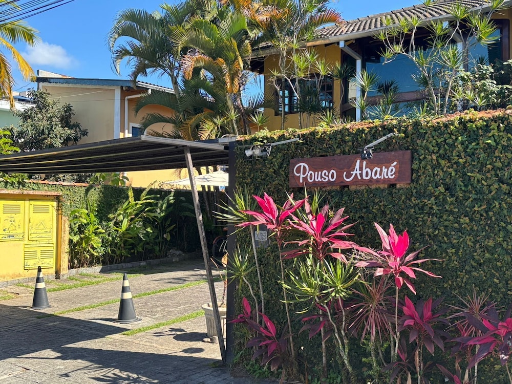 Pouso Abaré - carbon neutral hotel in Ubatuba