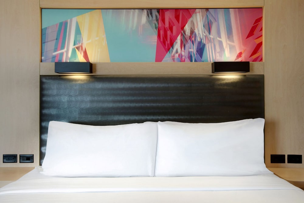 Aloft Oklahoma City Downtown Bricktown - photo 22