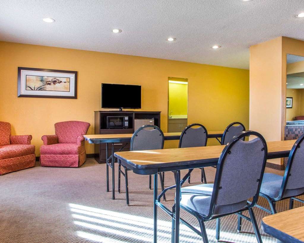 Quality Inn & Suites Kimberly Appleton East - photo 29