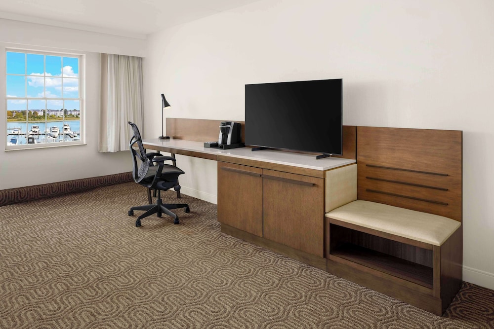 Hilton Garden Inn Kent Island Marina - photo 8