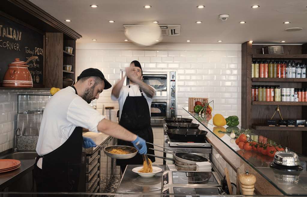 מזון ומשקאות