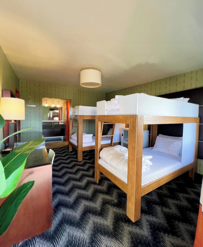 Bposhtels Scottsdale - photo 9