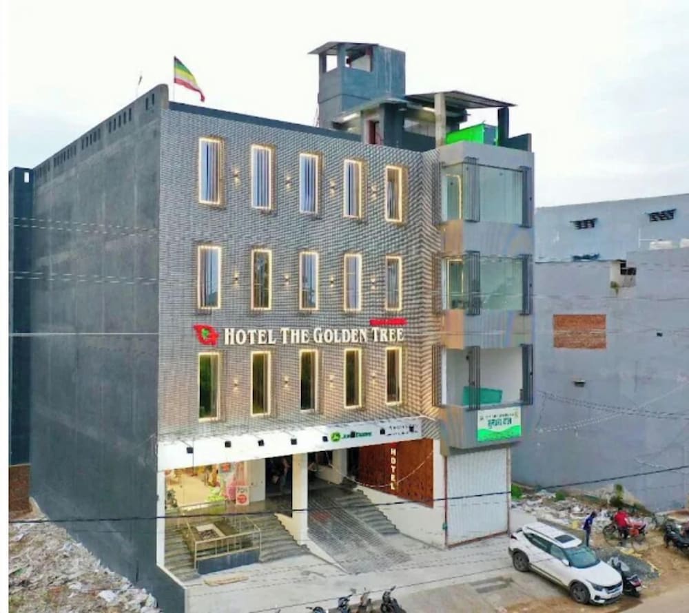 Hotel The Golden Tree — Damoh