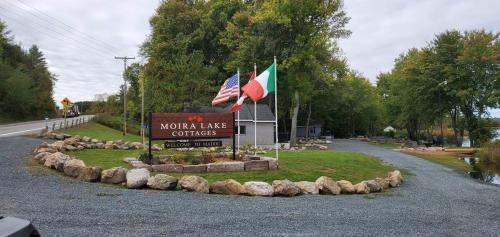 Moira Lake Cottages - last minute hotel in Unknown City