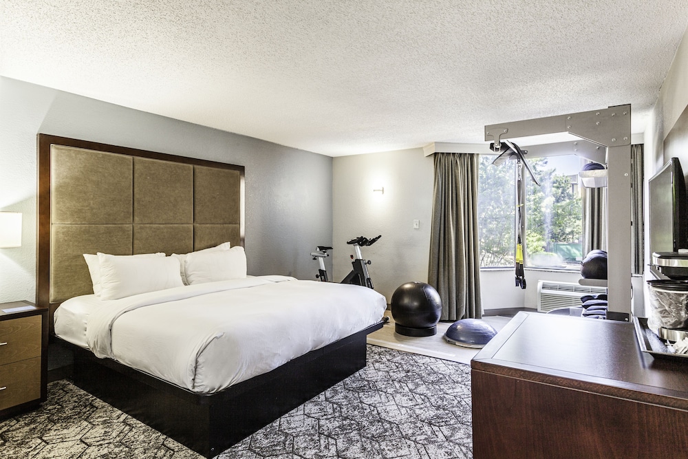 DoubleTree by Hilton Hotel Memphis - photo 9