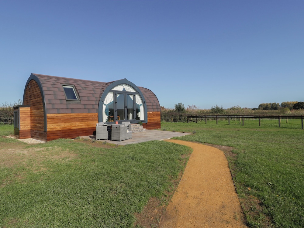 Leadon View Willow - carbon neutral hotel in Newent