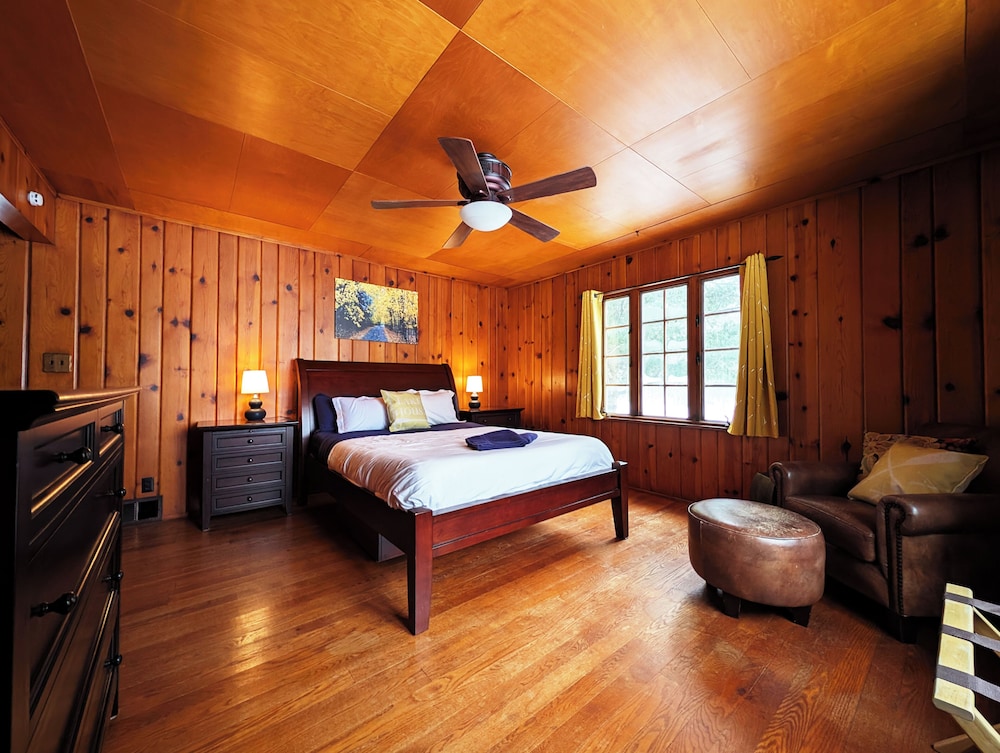 Coadys' Point of View Lake Resort - photo 167