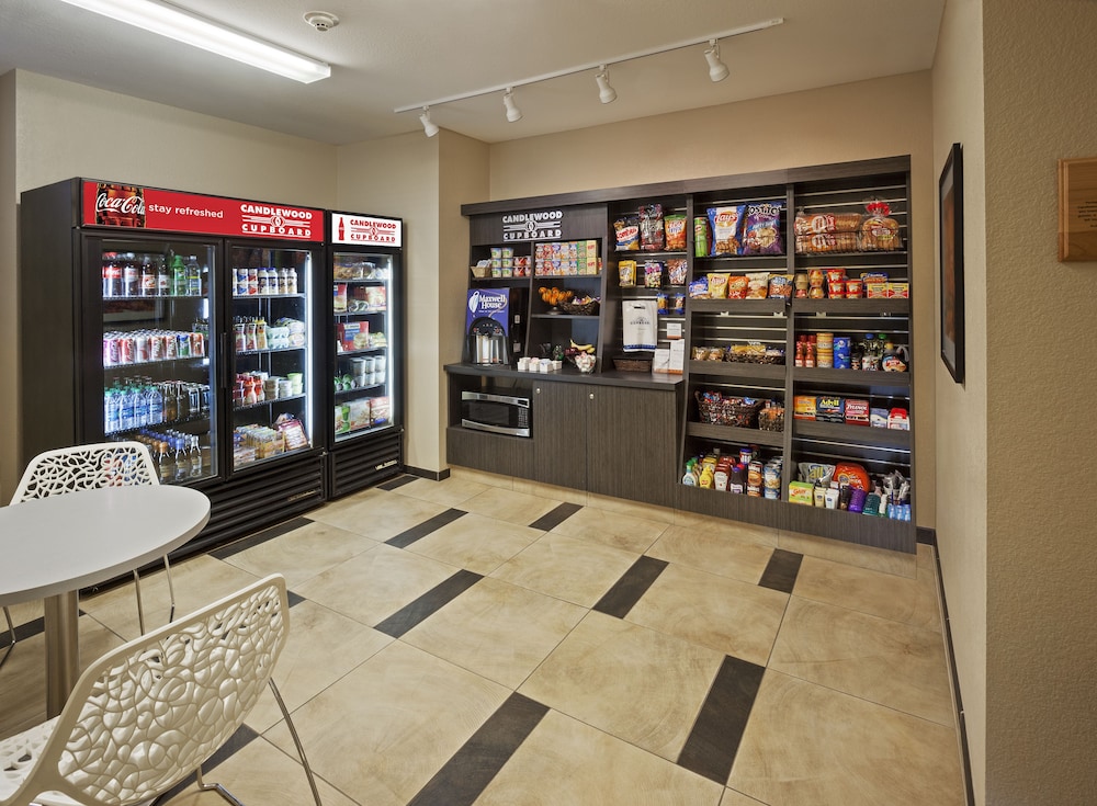 Candlewood Suites Austin Airport - photo 37