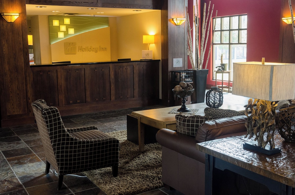 Holiday Inn Pewaukee Milwaukee West by IHG - photo 32