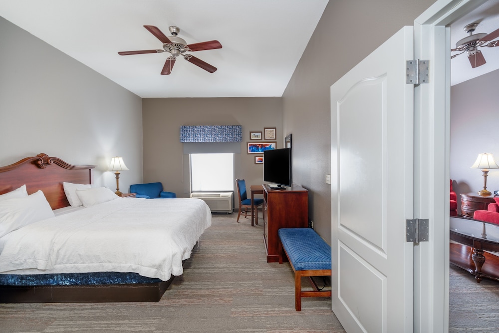 Hampton Inn London North - photo 8