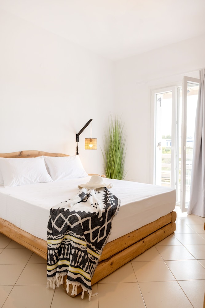 Acoya Residences in Paros, Greece