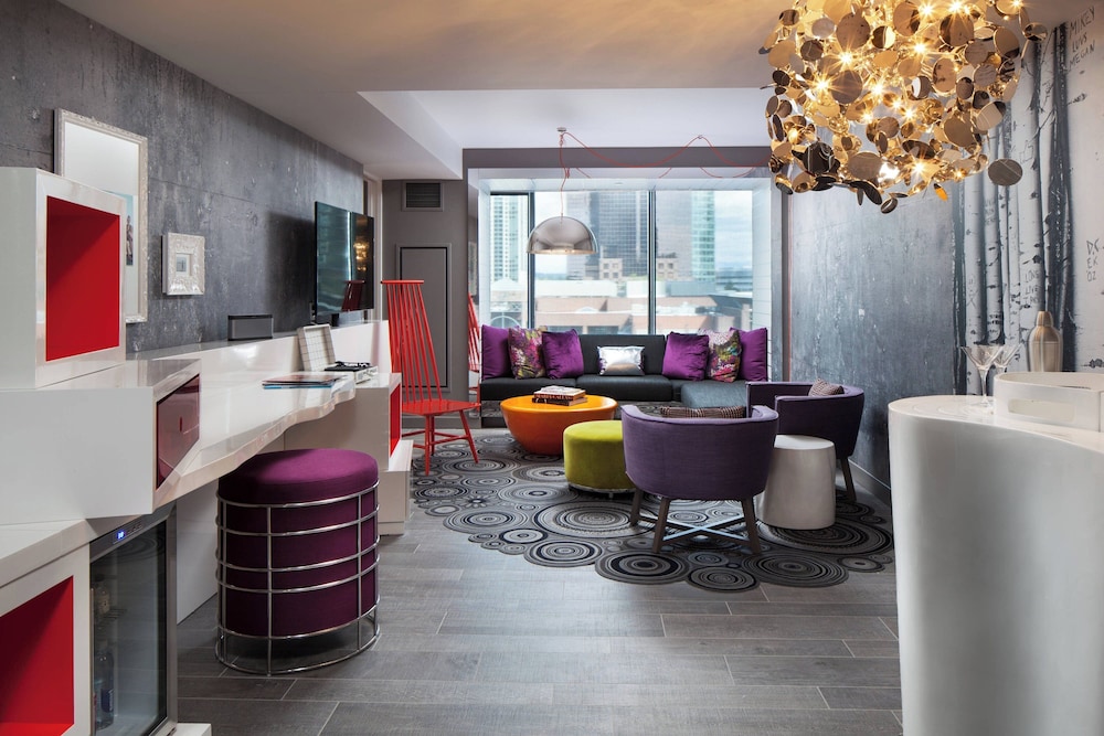 W Bellevue - photo 10