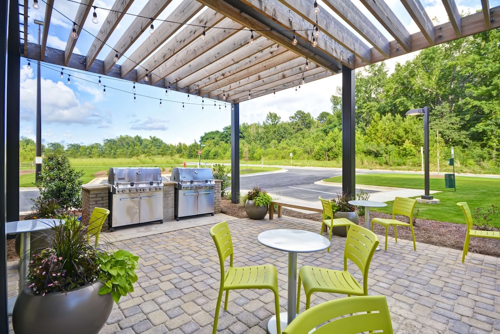 Home2 Suites by Hilton Opelika Auburn - photo 32