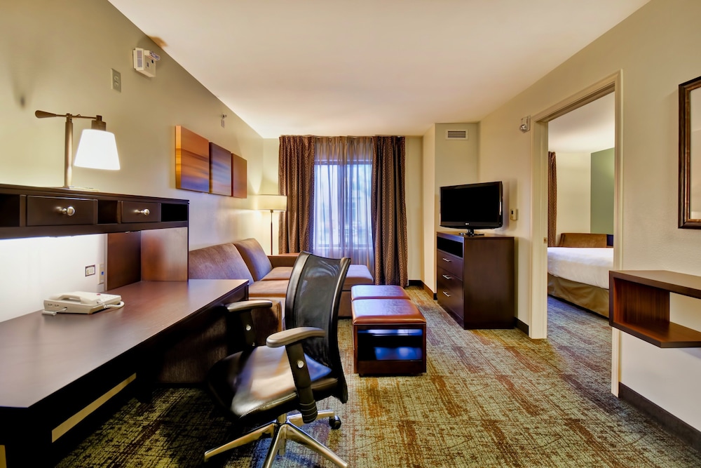 Staybridge Suites Middleton Madison West by IHG - photo 13