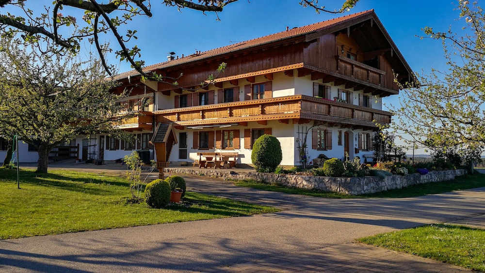 Stephan Michael Und Magdalena — Grassau
