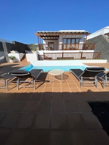 Villa Nomadica — 4-Star Luxury Hotel in Playa Blanca, Spain