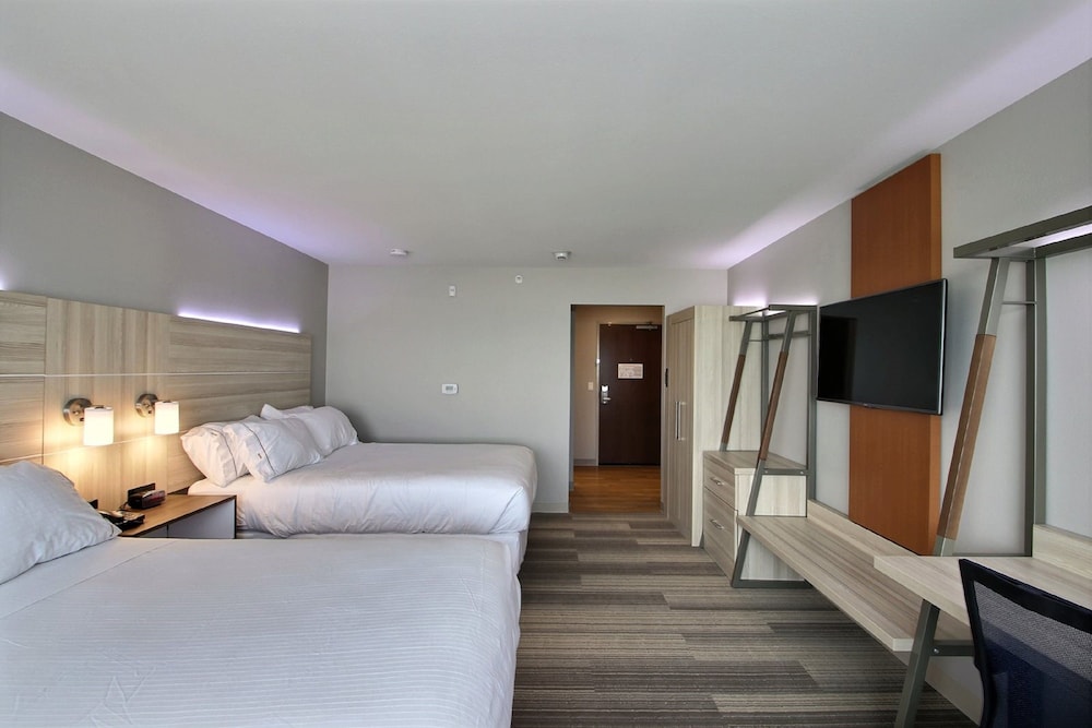Holiday Inn Express Sedona by IHG - photo 13