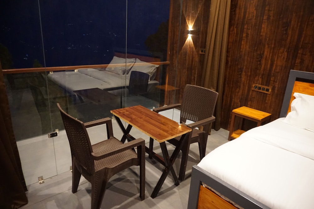 Ekaiva Resort New Tehri : A Boutique Lake View Hotel in Tehri, India