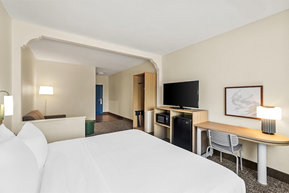 Spark by Hilton Round Rock - photo 17