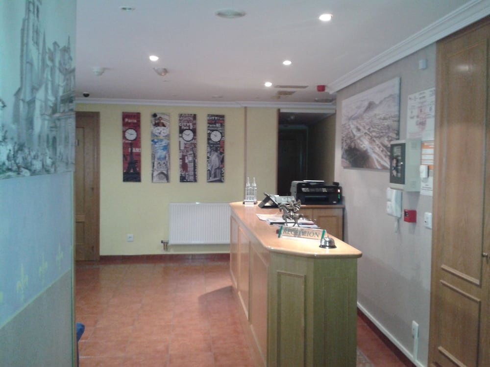 Hotel Campus — Burgos