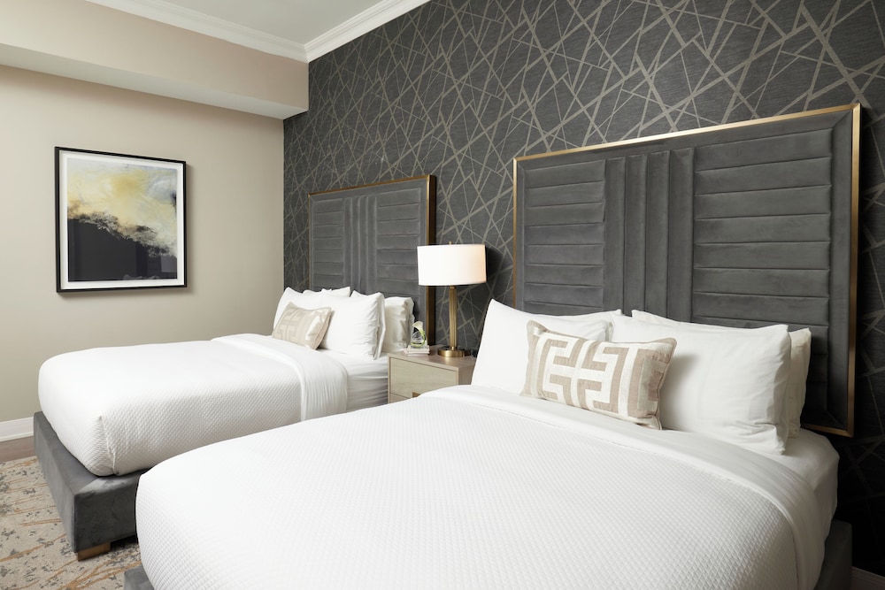 Chateau Grande Hotel - photo 21