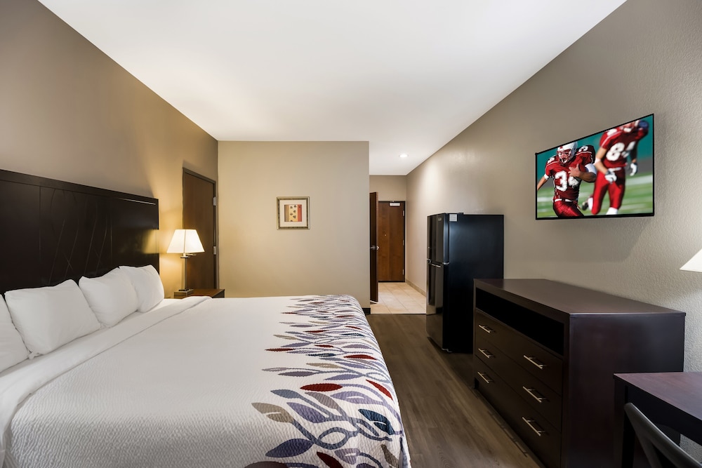 Red Roof Inn Pecos - photo 8
