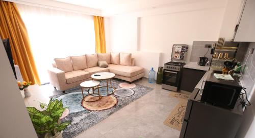 Luxe City Oasis Kilimani Gym parking WiFi and Balcony — 4-Star Luxury Hotel in Nairobi, Kenya
