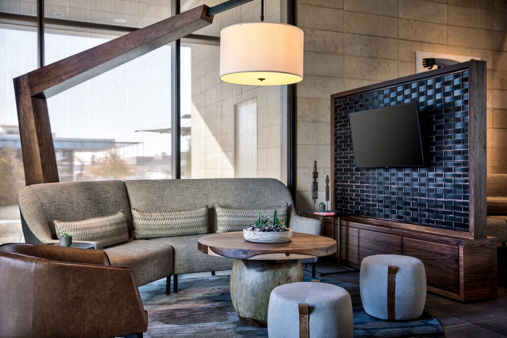 Odessa Marriott Hotel & Conference Center - photo 38