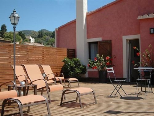 Mas De Baix - carbon neutral hotel in Cabrils