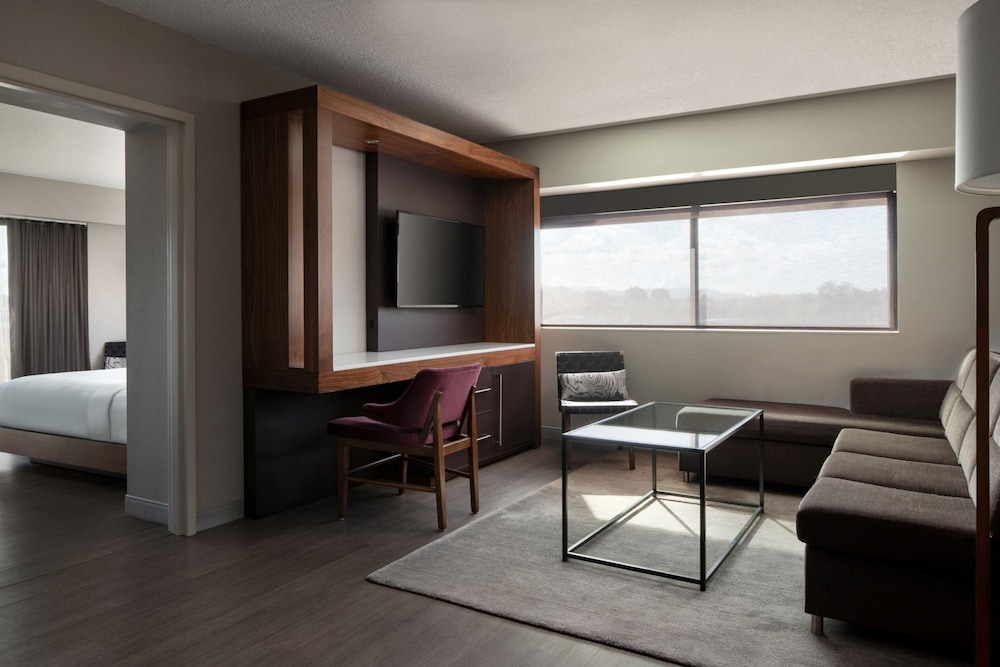 Walnut Creek Marriott - photo 21