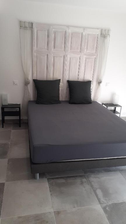 Le Studio Des 3 Moulins — 4-Star Luxury Hotel in Sigean, France