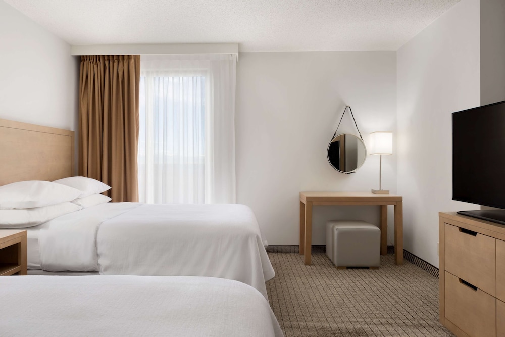 Embassy Suites by Hilton Denver International Airport - photo 19