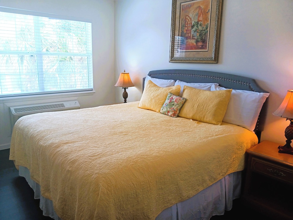 The Cozy Inn - photo 23
