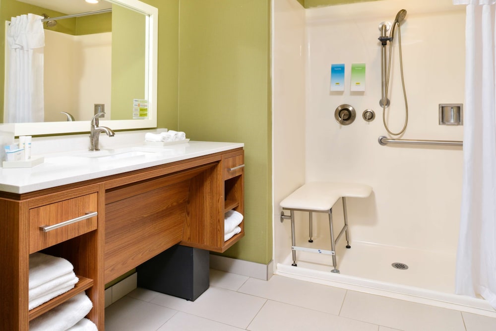 Home2 Suites by Hilton Portland Hillsboro - photo 42