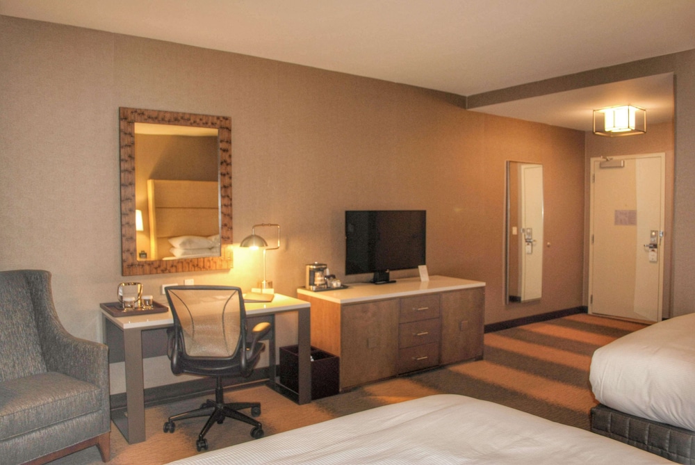 Doubletree By Hilton Reading - photo 20