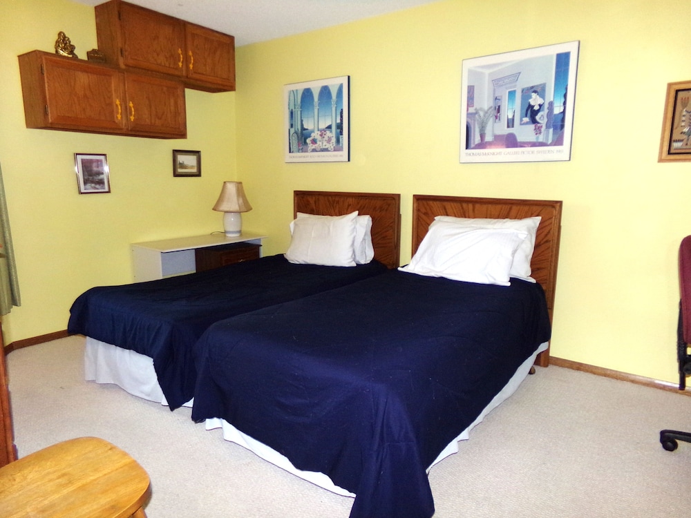Mountainside 2 Bed 2 Bath - photo 6