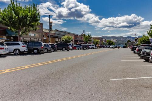 Chelan Resort Suites - photo 10