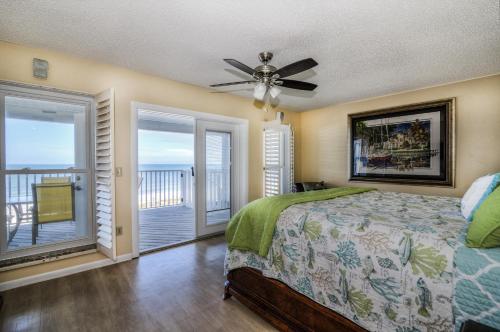 Joyce's Beachfront Penthouse — 4-Star Luxury Hotel in Indian Rocks Beach, United States