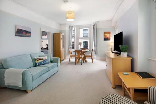 Seaview at No. 26 Northumberland Place — 4-Star Luxury Hotel in Teignmouth, United Kingdom