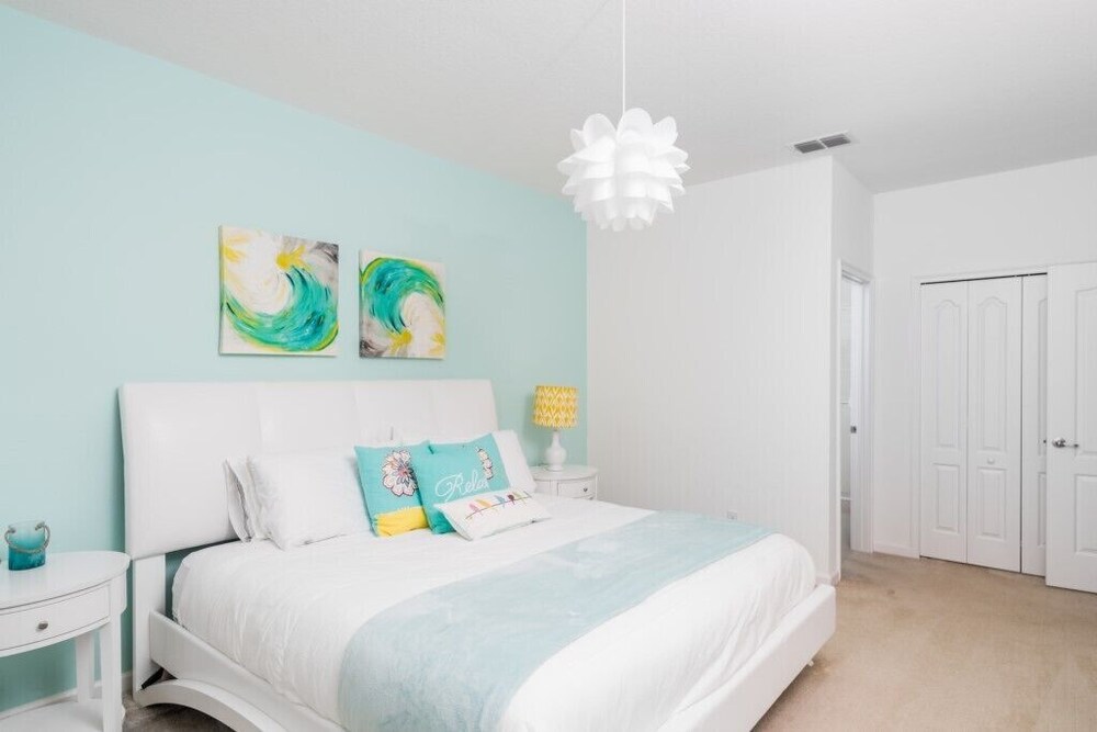 6 bedroom home at Solterra Resort - photo 12