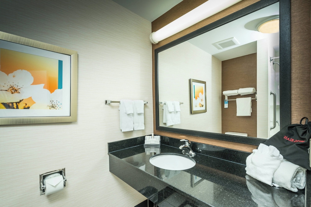 Fairfield Inn & Suites by Marriott Augusta - photo 27